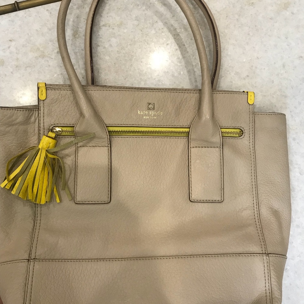 Kate Spade Southport Ave Linda Beige Leather Tote